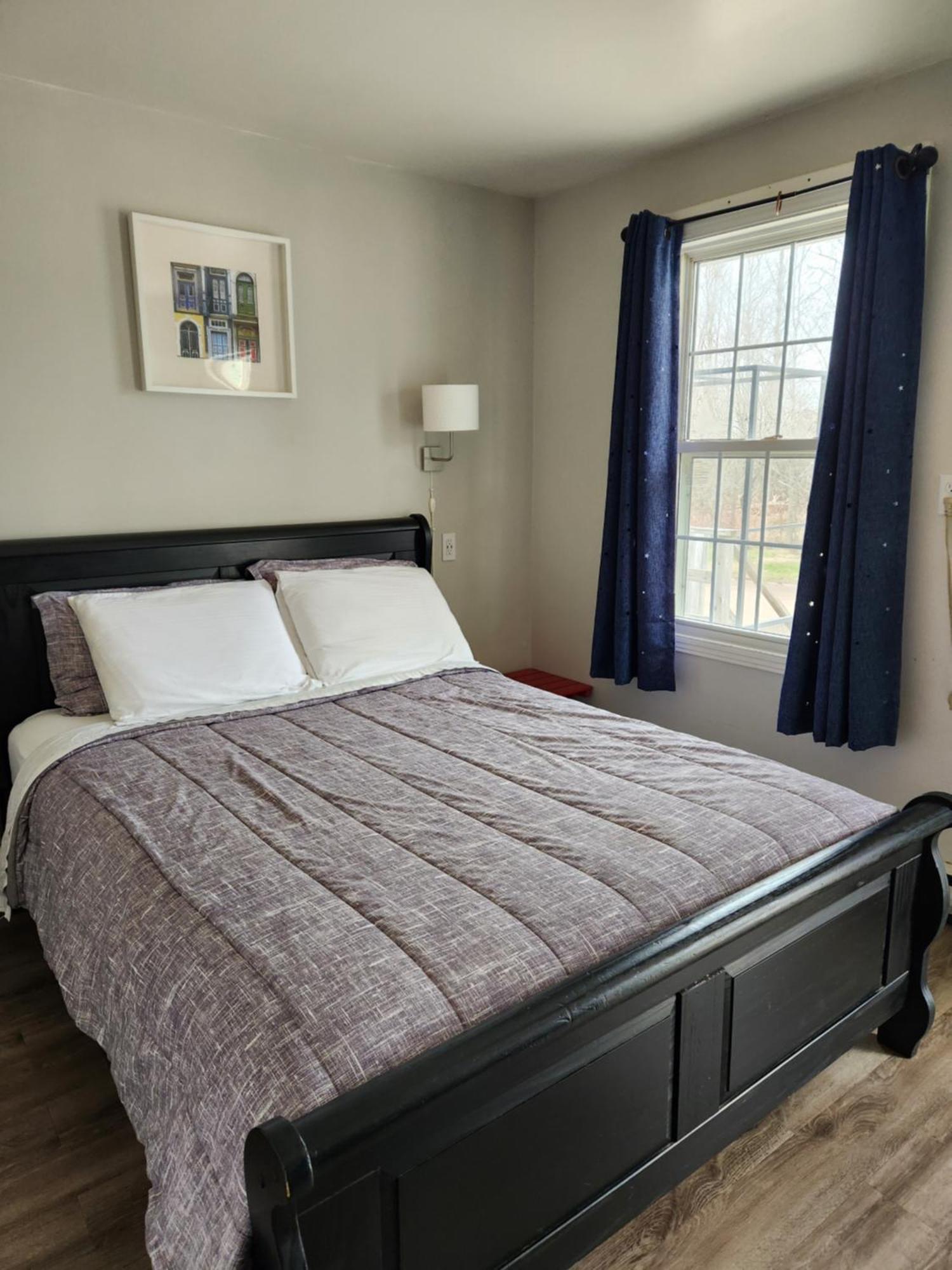 Covered Bridge Inn & Suites Sussex Εξωτερικό φωτογραφία
