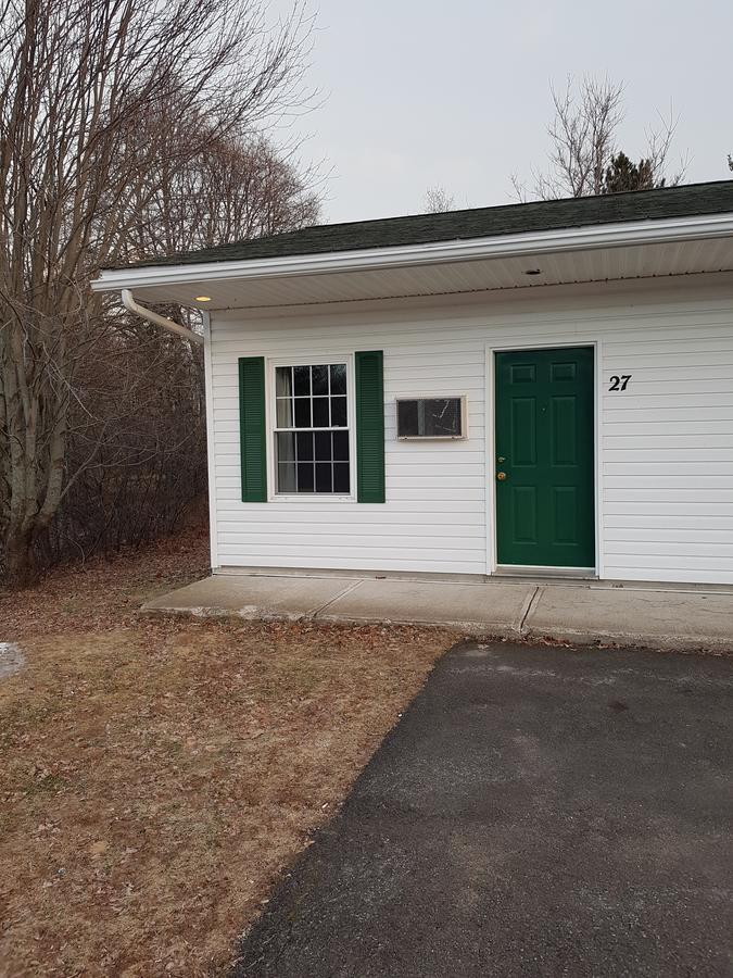 Covered Bridge Inn & Suites Sussex Εξωτερικό φωτογραφία